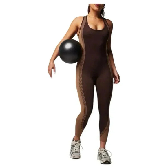 Fablectics Seamless Fusion 7/8 Jumpsuit Brown Camel Athletic Workout Size Medium - Picture 1 of 7